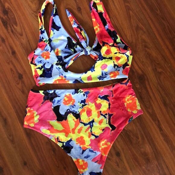 NEW Floral abstract, high waisted, bikini set￼ L - Picture 3 of 6